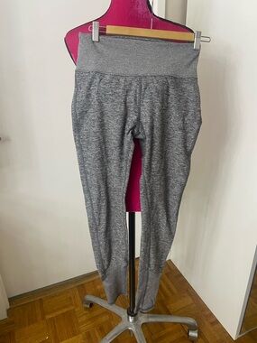 Alo gray leggings medium